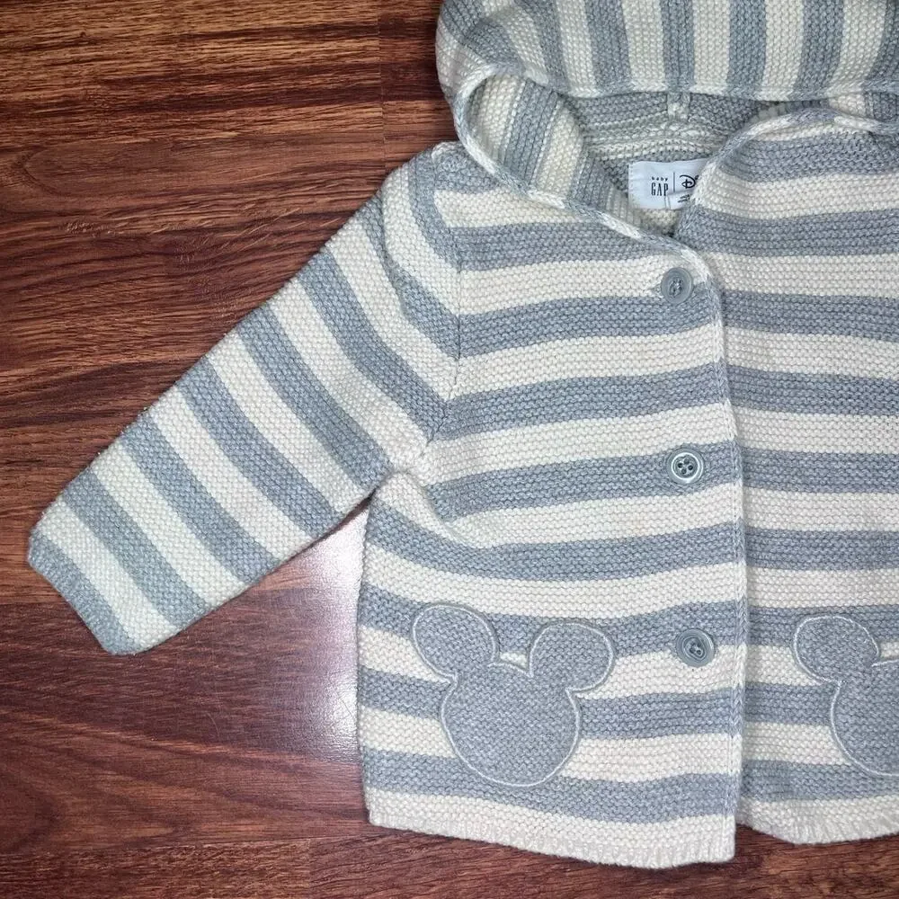 Baby Gap Disney Knit Sweater Button Down Mickey Pockets Size 6-12 Months